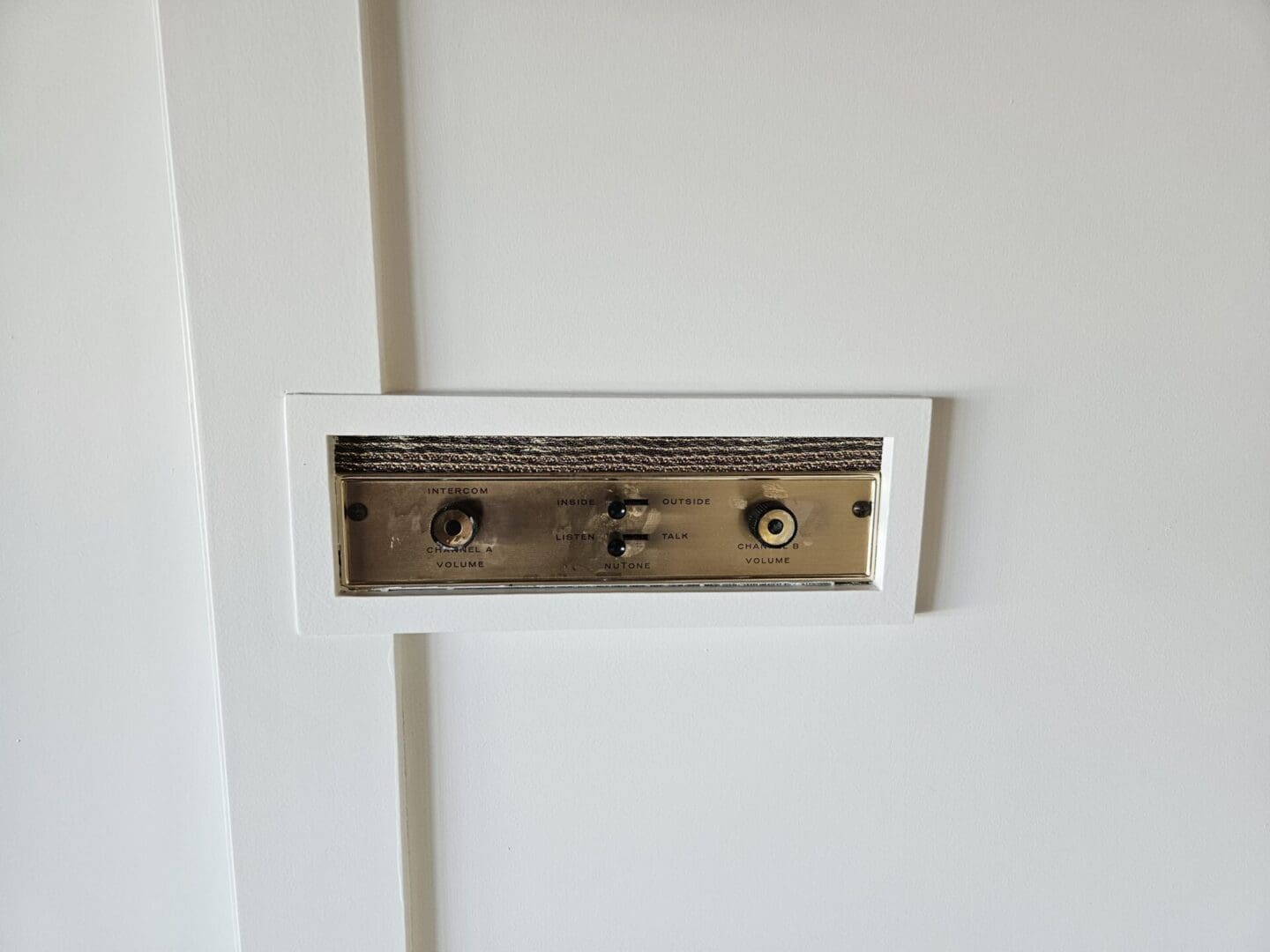 House intercom system from the 60s-min